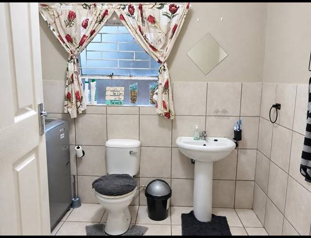3 BEDROOM PROPERTY TO RENT IN STRUBENVALE